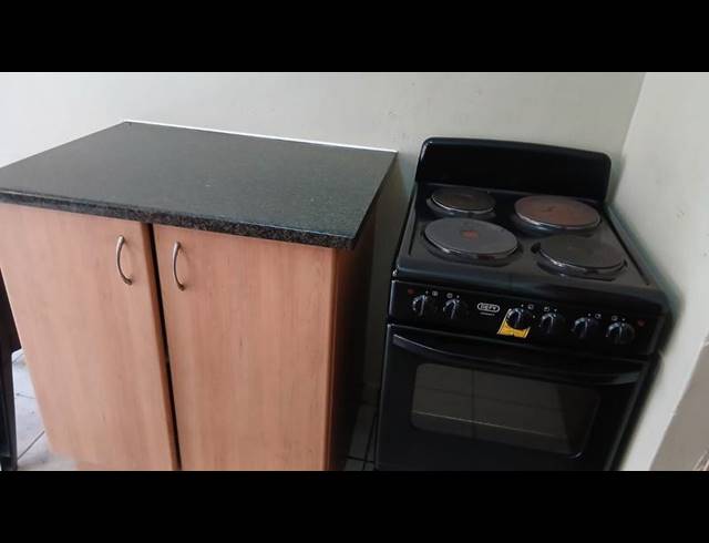 1 BEDROOM PROPERTY TO RENT IN AUCKLAND PARK
